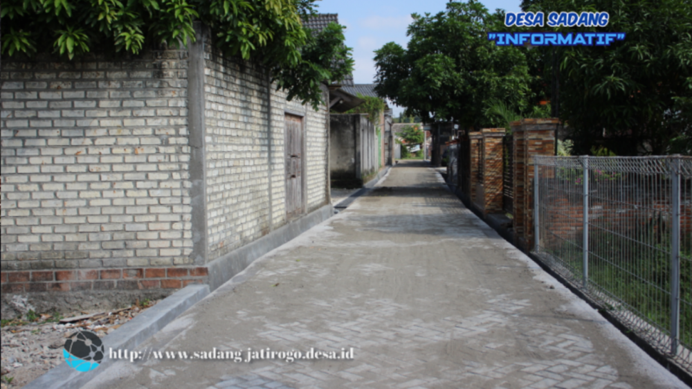 PKA DESA SADANG RAMPUNGKAN PEMBANGUNAN JALAN PAVING LINGKUNGAN DAN SALURAN DRAINASE RT.02 RW.08